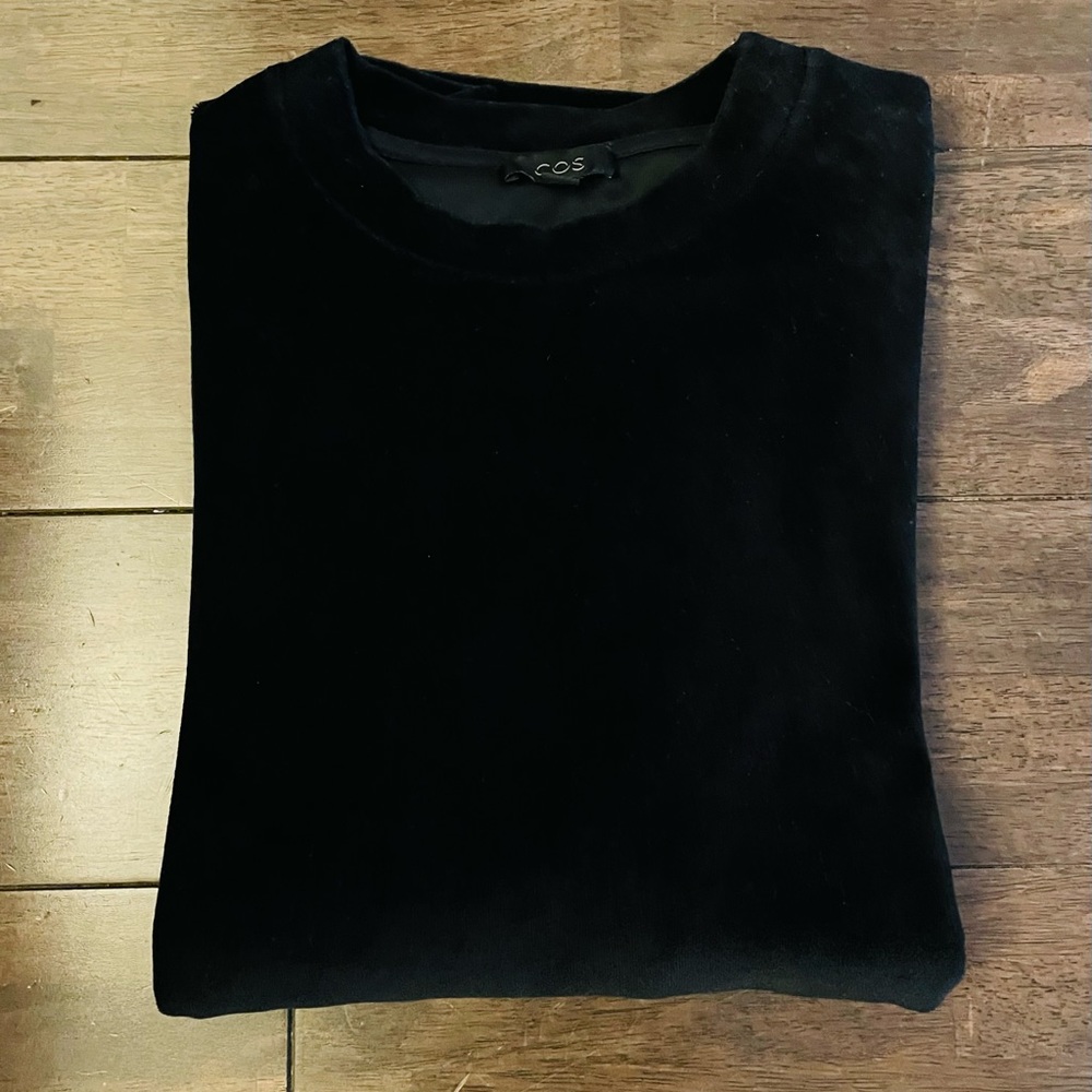 COS Velvet Sweatshirt